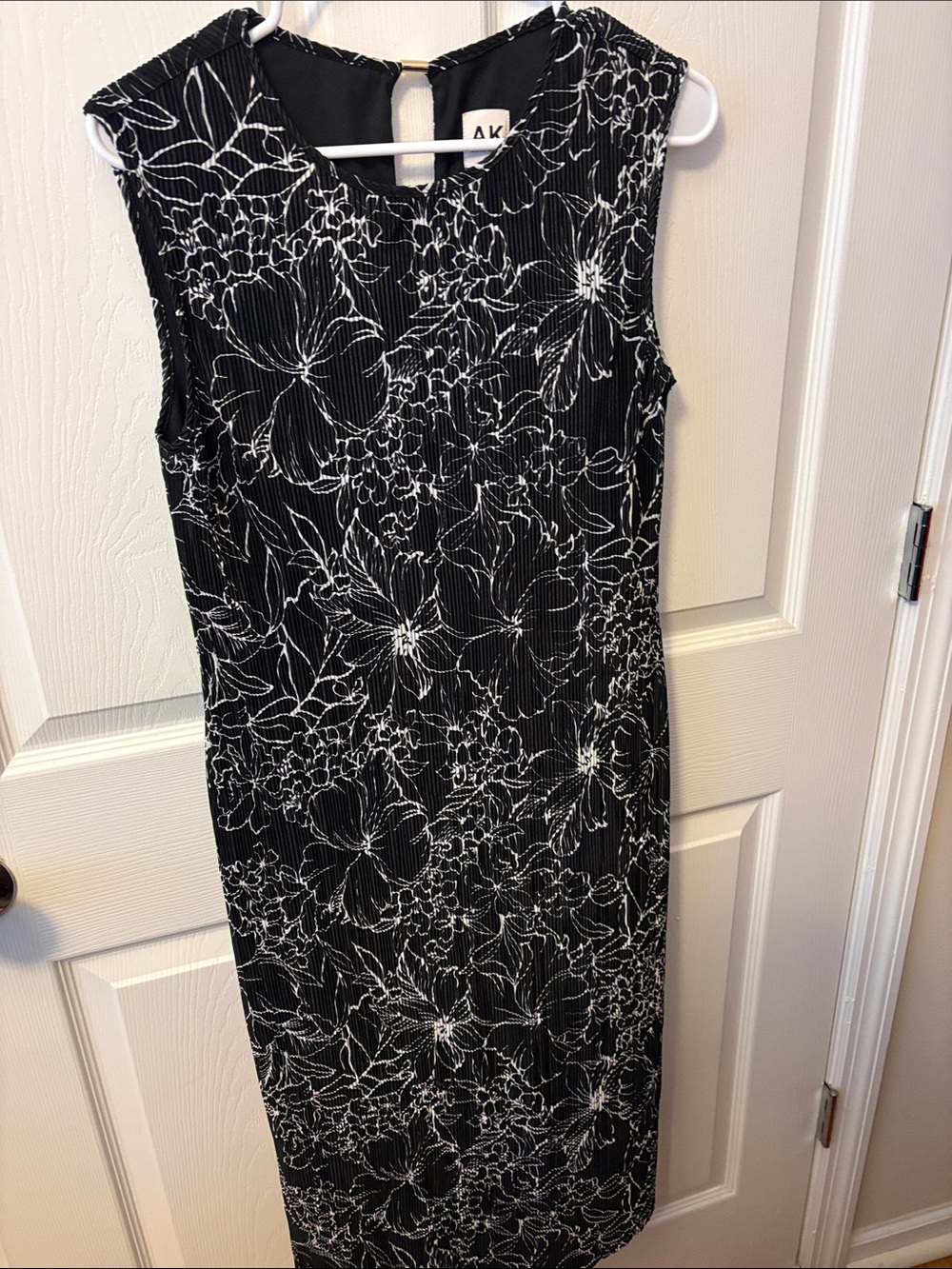 Anne Klein Black and White Floral Sheath Dress